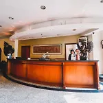 Reddoorz Plus Near Monumen Nasional Jakarta